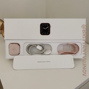 Apple Watch Series 5 (GPS, 40MM) - Gold Aluminum Case with Pink Sand Sport Band